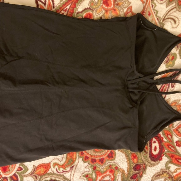 Cross cross Athleta Black Tank - Picture 3 of 5